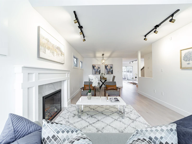 8060 Ash Street, Richmond BC V6Y 3H3