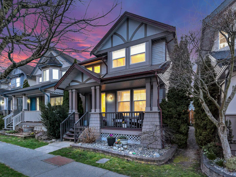 6697 184a Street, Surrey BC V3S 9A8