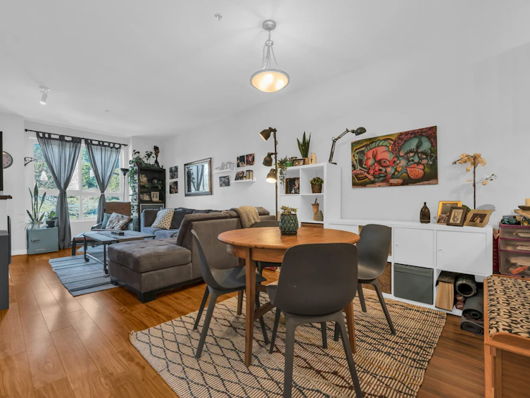 201-255 Ross Drive, New Westminster, BC, V3L 0C7