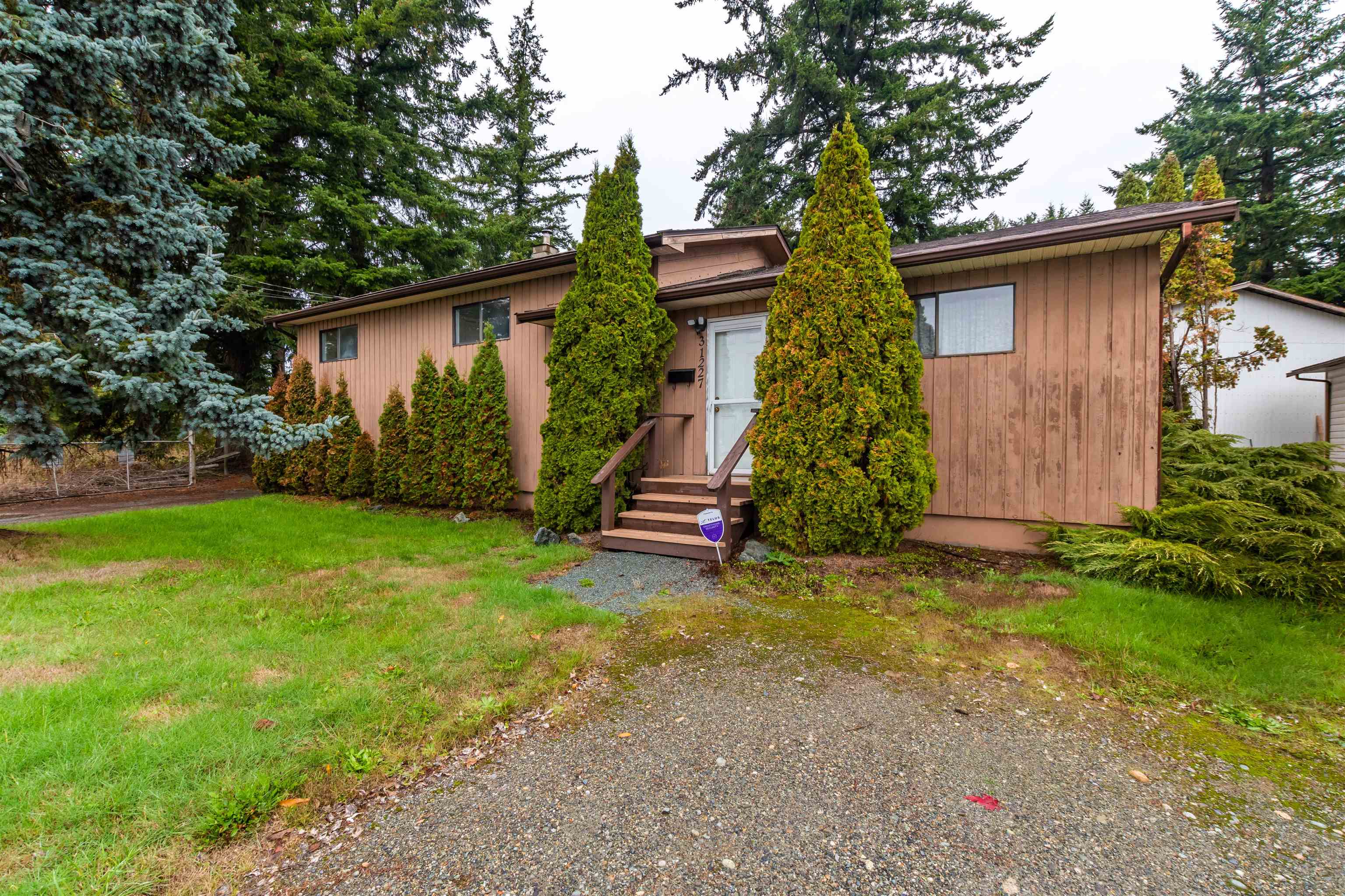 31227 Livingstone Avenue, Abbotsford, BC, V2T 4T2