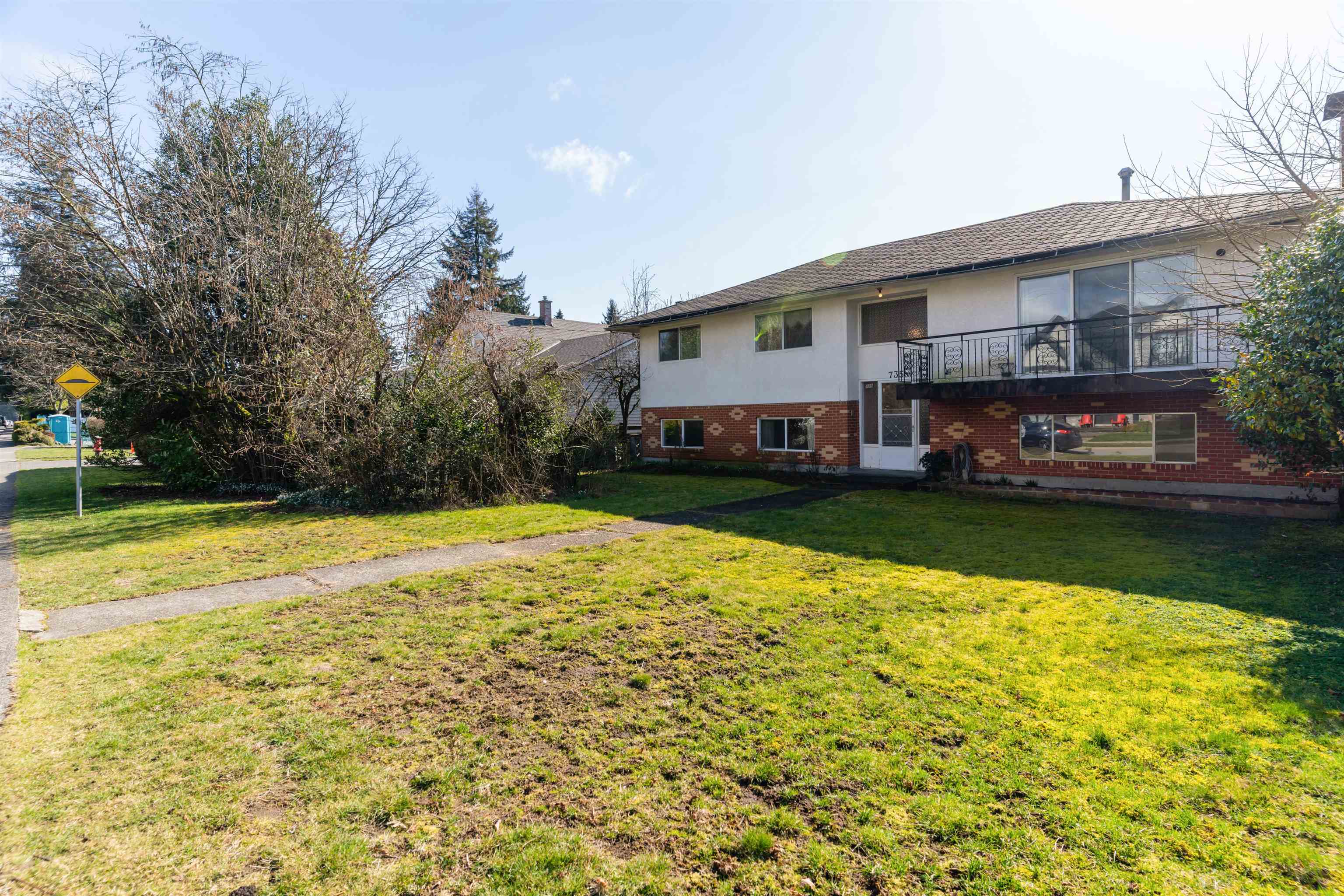 735 E 15th Street, North Vancouver, BC, V7L 2S5