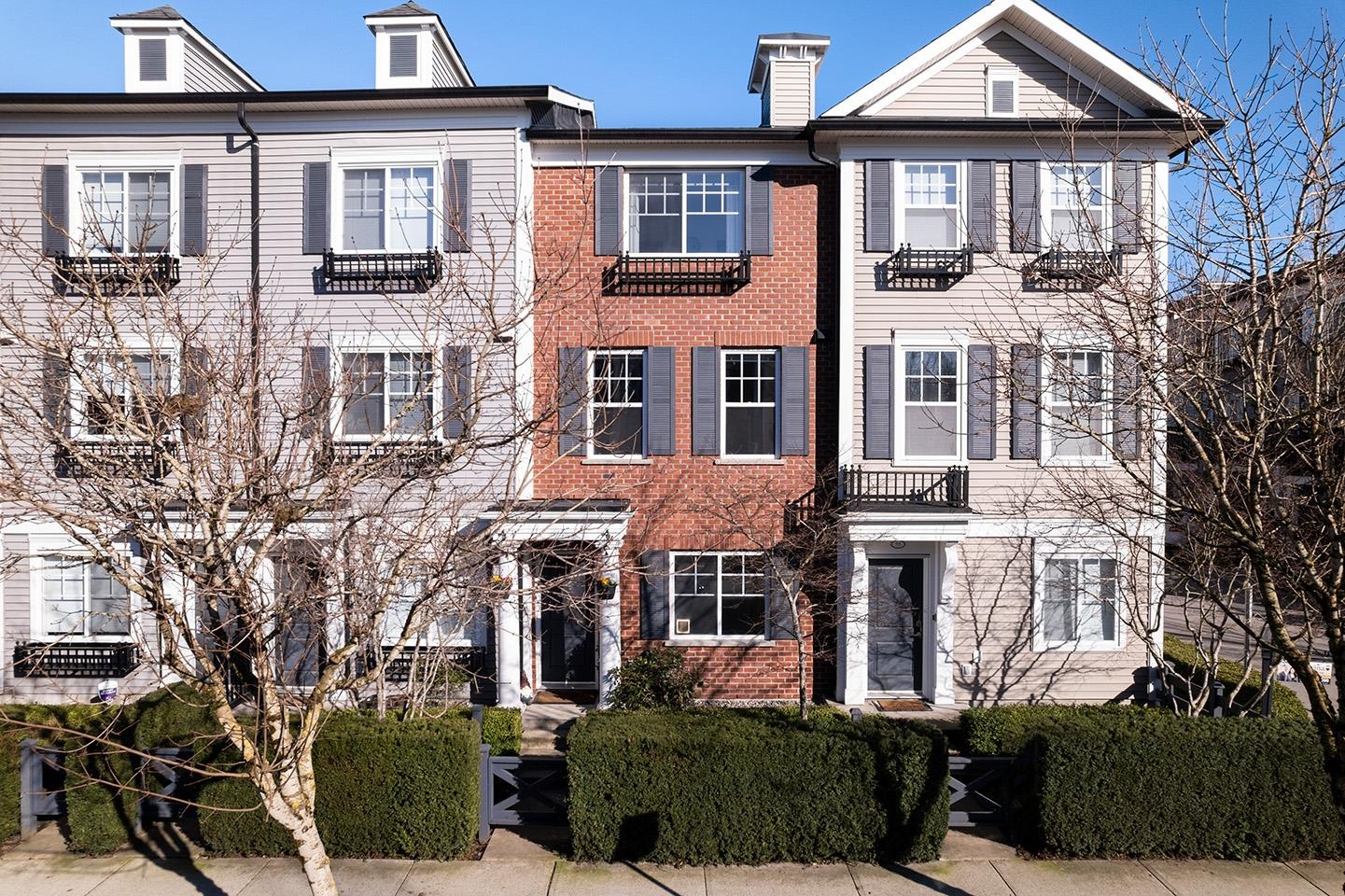 54-7238 189 Street, Surrey, BC, V4N 5Y8