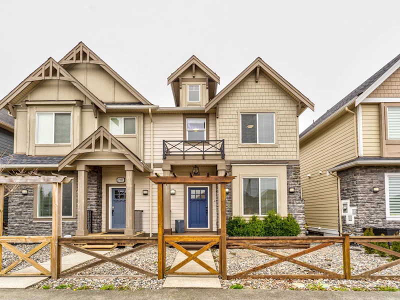 7271 192nd Street, Surrey BC V4N 6L8
