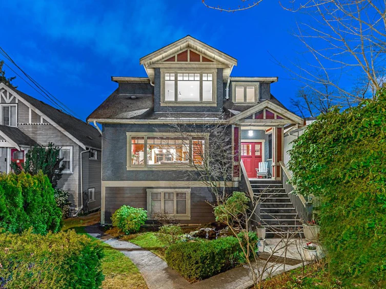 3907 Tupper Street, Vancouver, BC, V5Z 3C1
