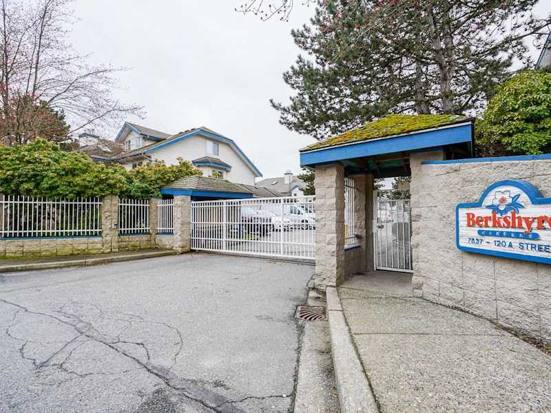 102 - 7837 120a Street, Surrey BC V3W 0W9