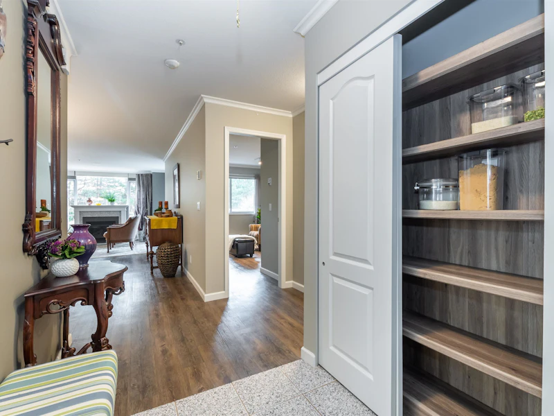 202 - 2963 Nelson Place, Abbotsford BC V2S 7L6