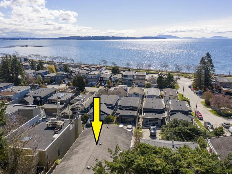 14717 Mcdonald Avenue, Surrey BC V4B 2C7
