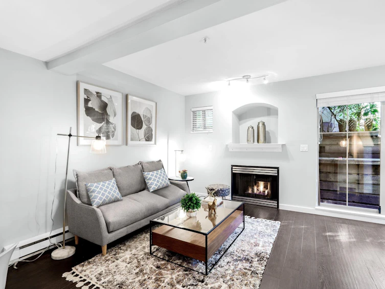 16-2375 W Broadway Avenue, Vancouver, BC, V6K 2E6