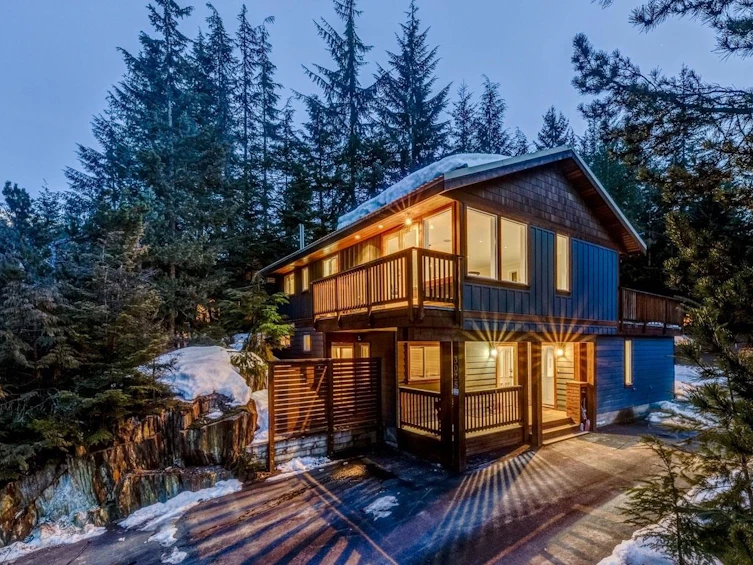 3028 St Anton Way, Whistler, BC, V8E 0B8