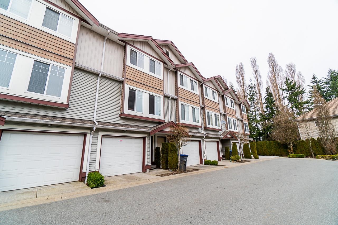 9-8255 120a Street, Surrey, BC, V3W 1T2