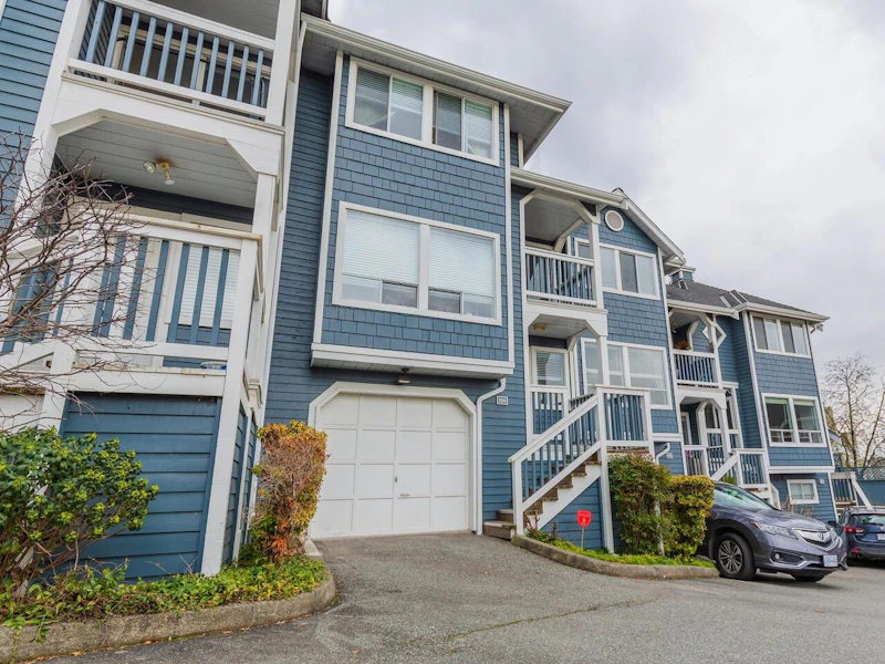 2311 South Shore Crescent, Vancouver BC V5P 4V6