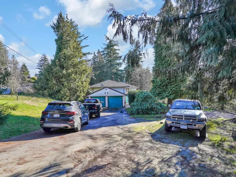 14712 54 Avenue, Surrey, BC, V3S 1A2