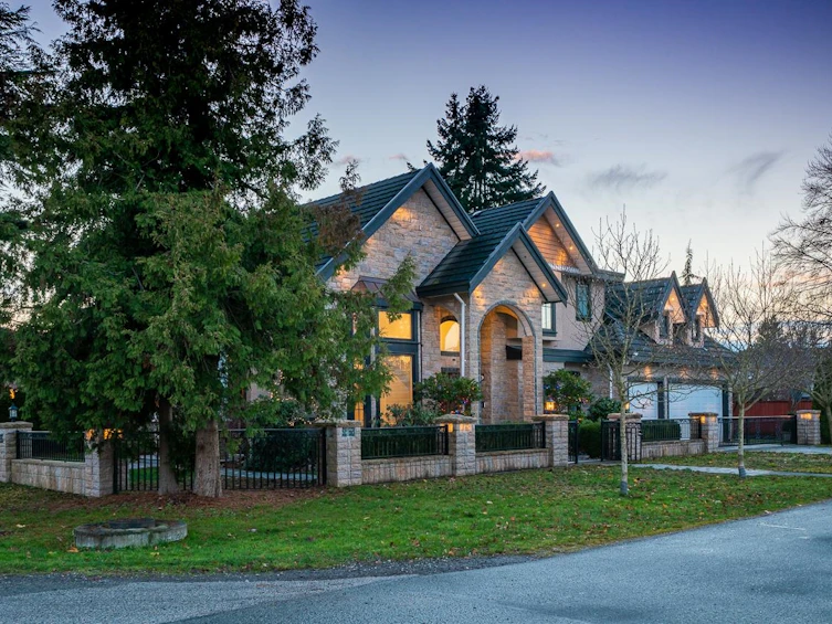 8211 Lucas Road, Richmond, BC, V6Y 1G2