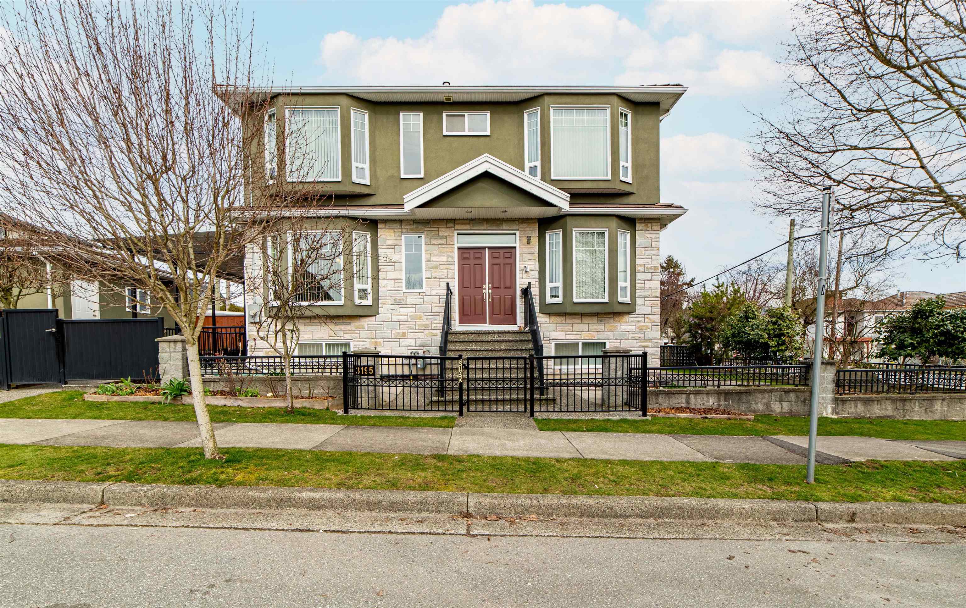 3195 Venables Street, Vancouver, BC, V5K 2S3