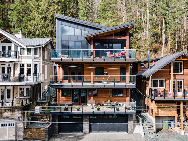 309 Munroe Avenue, Cultus Lake, BC, V2R 5A2
