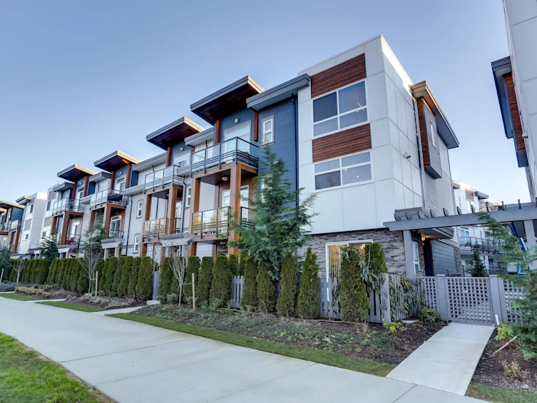 71-7947 209 Street, Langley, BC, V2Y 0Y6