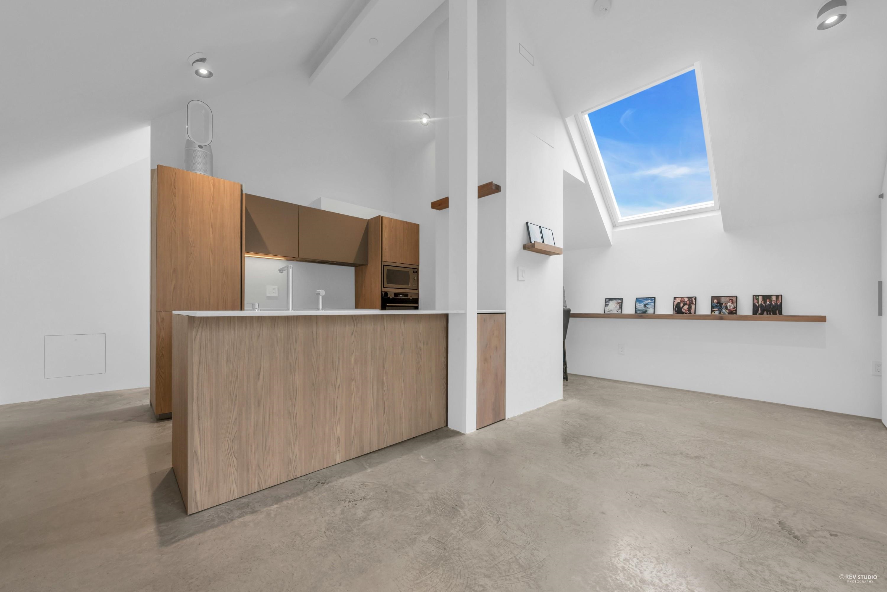 3-829 Keefer Street, Vancouver, BC, V6A 1Y8
