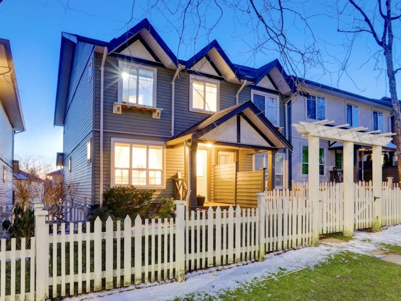 23 - 4401 Blauson Boulevard, Abbotsford BC V3G 0A4