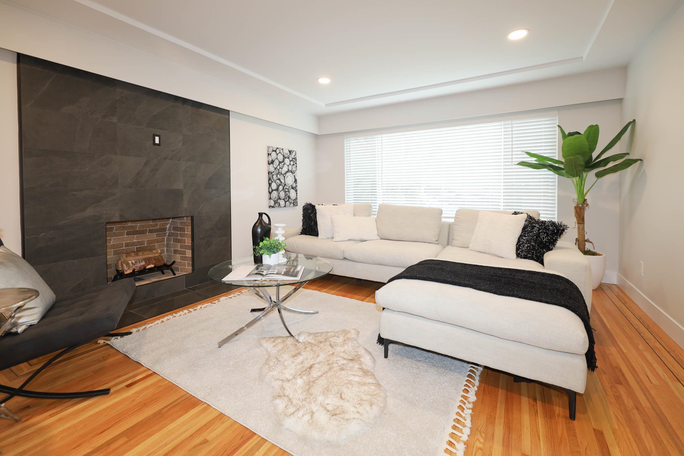 4886 Commercial Street, Vancouver, BC, V5N 4H1