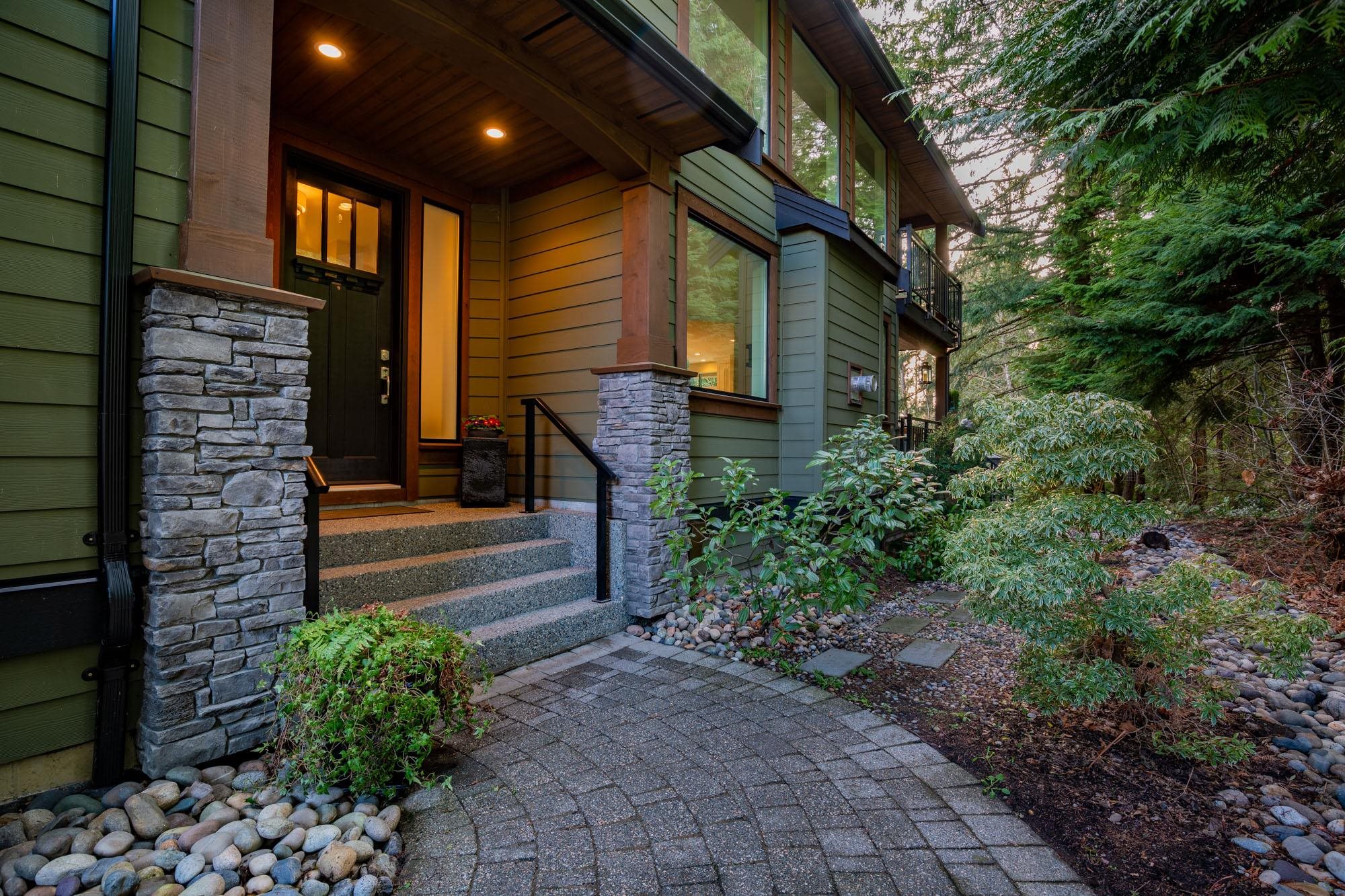 1368 Glenbrook Street, Coquitlam, BC, V3E 3G8