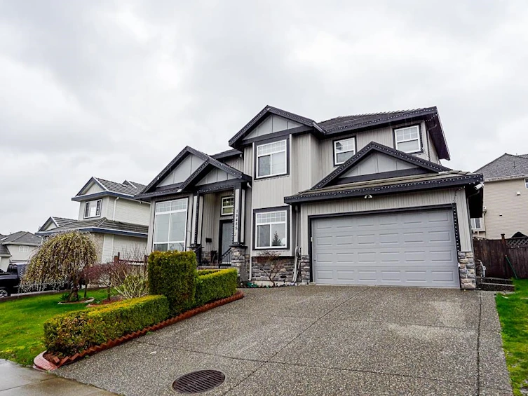 18485 56 Avenue, Surrey, BC, V3S 8J3