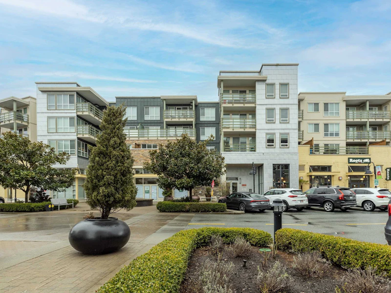 204 - 15765 Croydon Drive, Surrey BC V3Z 2L6