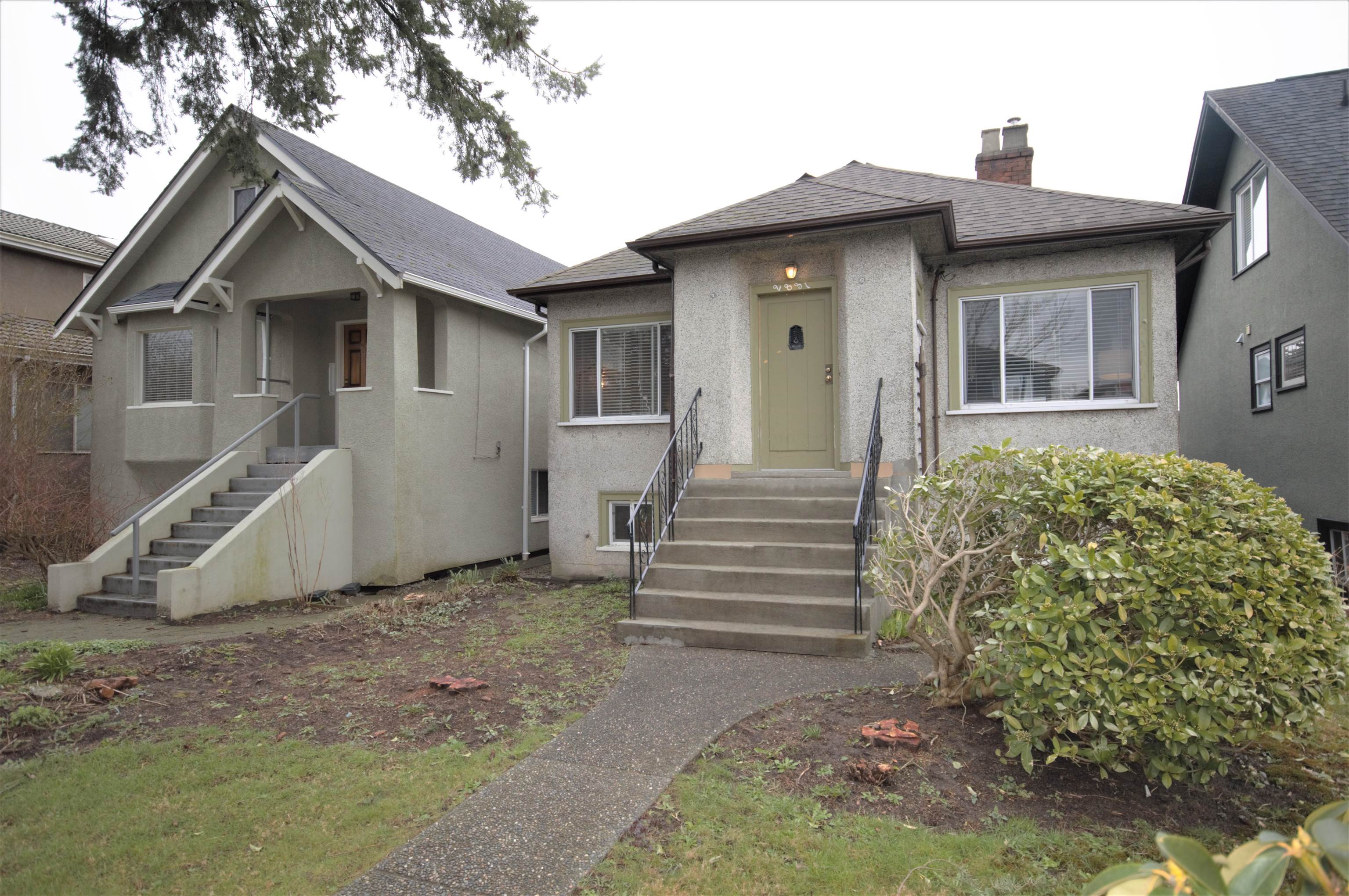 2831 Pandora Street, Vancouver, BC, V5K 1W3