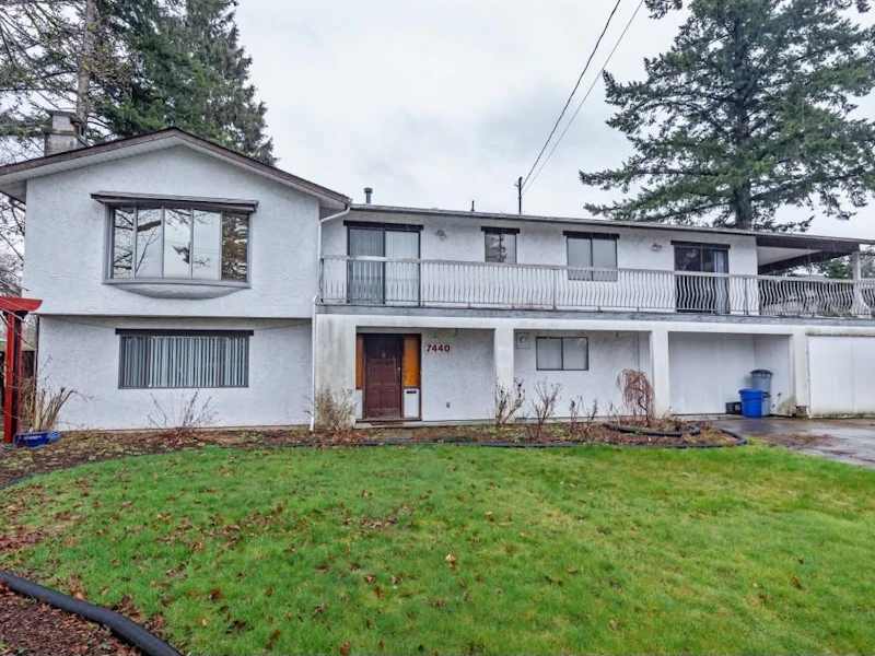 7440 Hurd Street, Mission BC V2V 3H9