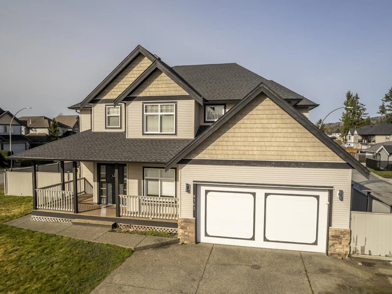 8363 Harris Street, Mission BC V2V 7P5