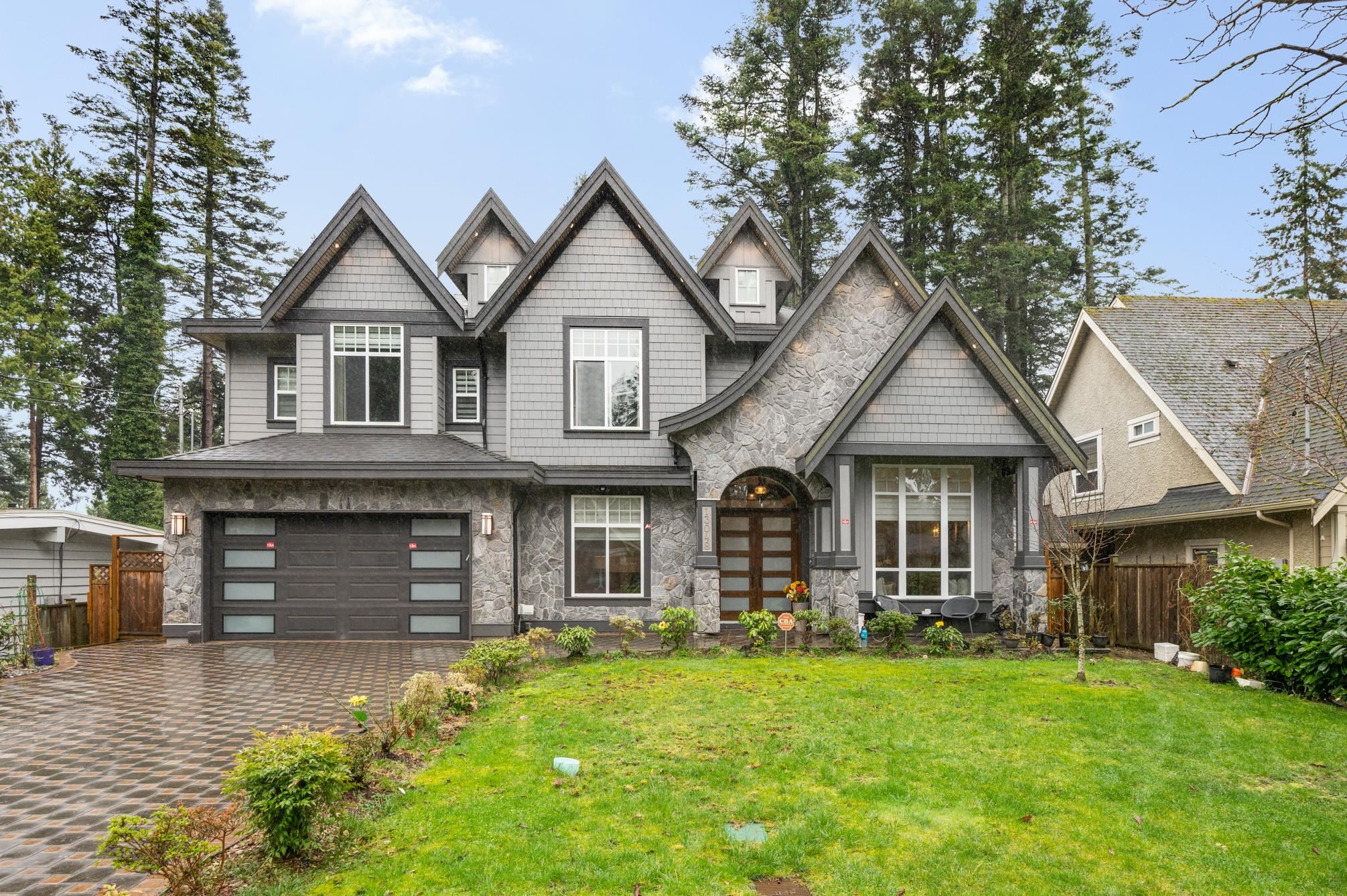 13048 14a Avenue, Surrey, BC, V4A 1J1