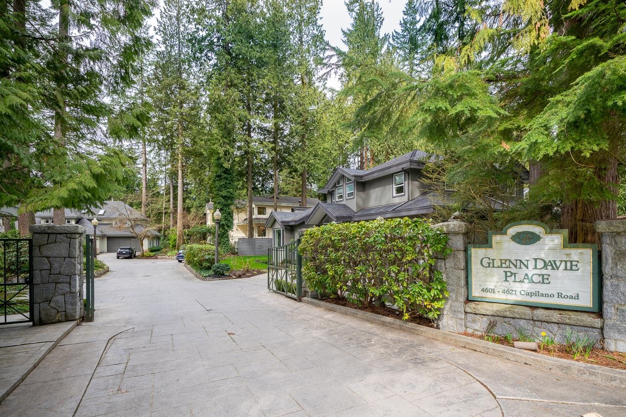 4617 Capilano Road, North Vancouver, BC, V7R 4K2
