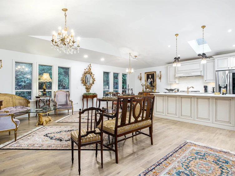 6780 Marine Drive, West Vancouver, BC, V7W 2S9