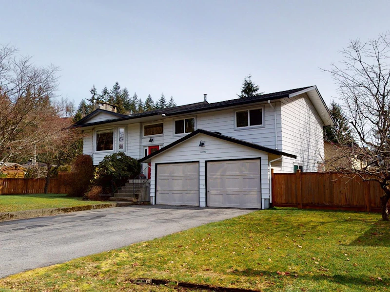 38240 Myrtlewood Crescent, Squamish BC V8B 0T6