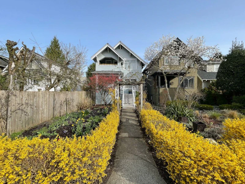 2847 W 5th Avenue, Vancouver BC