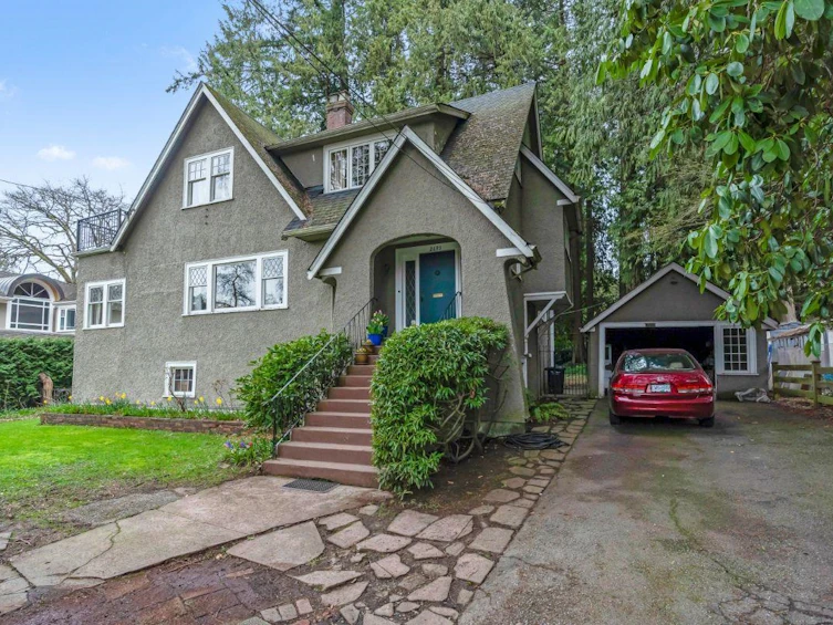 2693 W 49th Avenue, Vancouver, BC, V6N 3S5