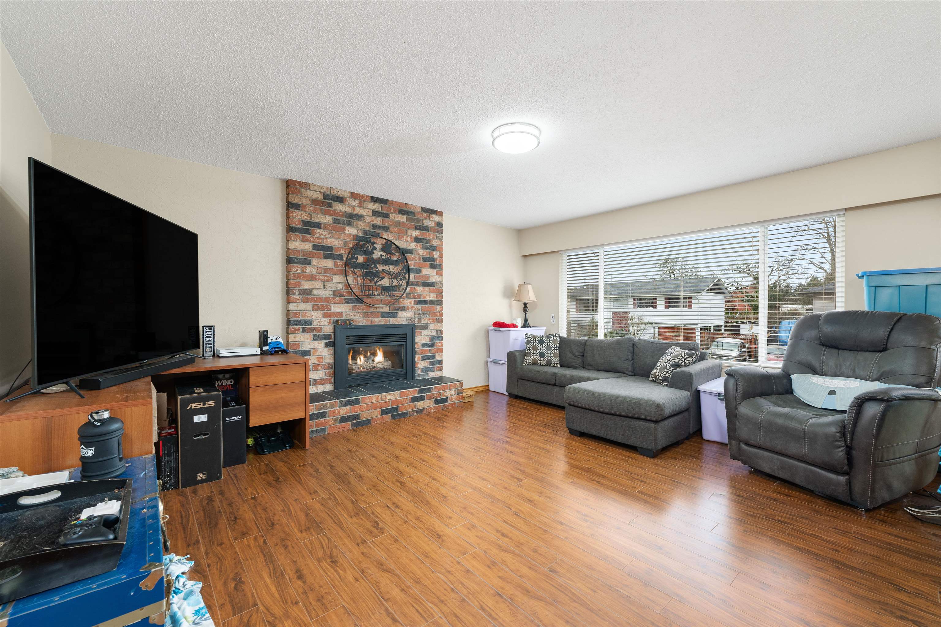 11931 Gee Street, Maple Ridge, BC, V2X 7L8