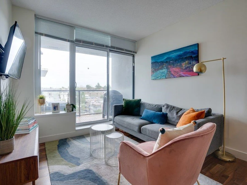 811 - 250 E 6th Avenue, Vancouver BC V5T 0B7