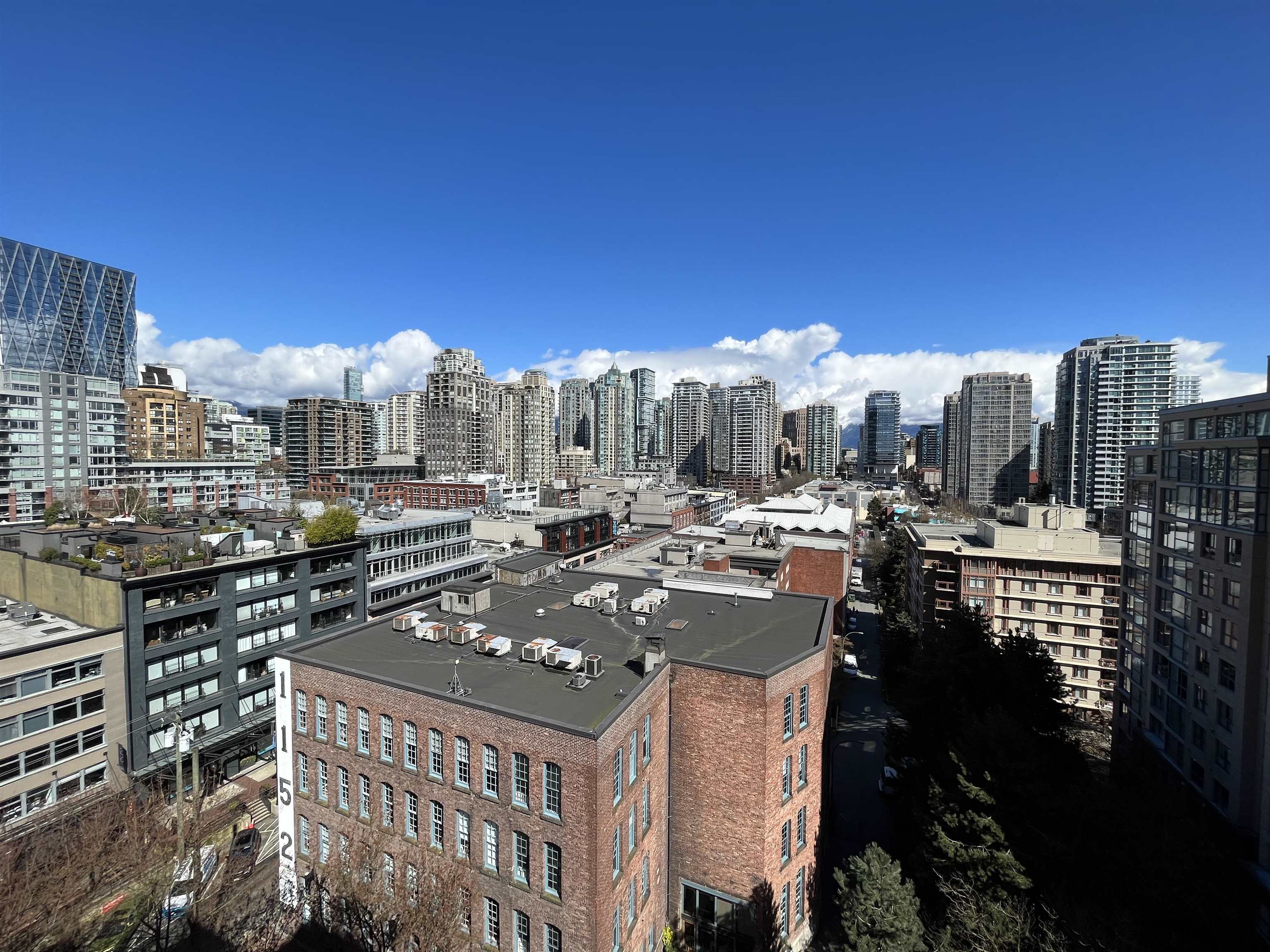 1304-283 Davie Street, Vancouver, BC, V6B 5T6