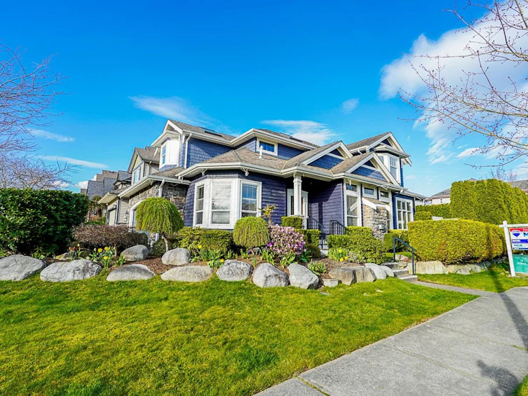 16777 57a Avenue, Surrey, BC, V3S 1H7