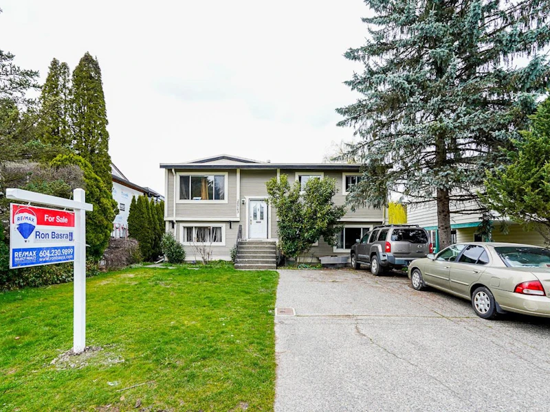 20763 50th Avenue, Langley BC V3A 6Y4