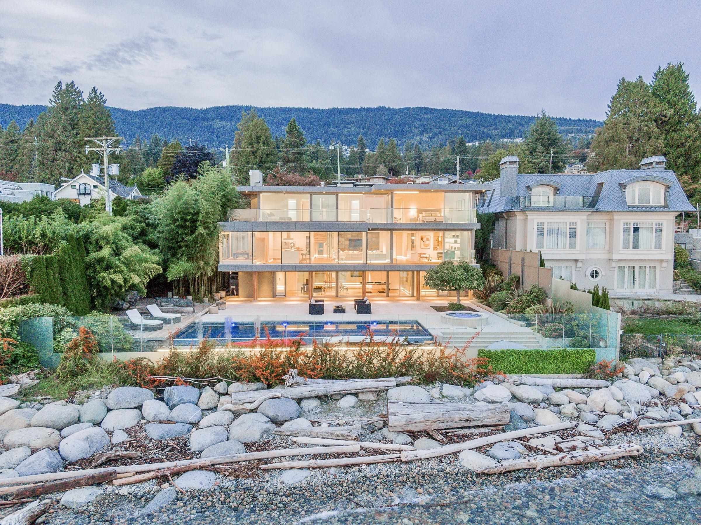 166 28th Street, West Vancouver, BC, V7V 4L5