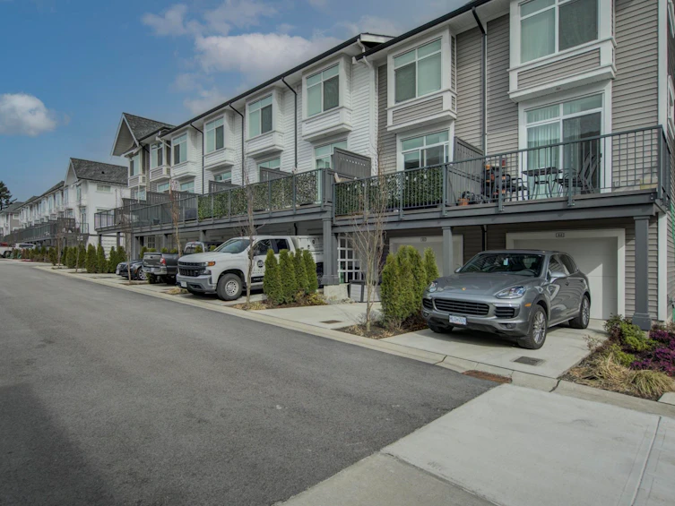 45-2838 Livingstone Avenue, Abbotsford, BC, V2T 0J1