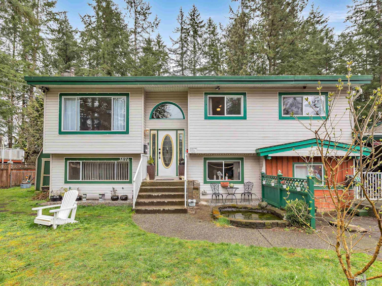 3896 202a Street, Langley, BC, V3A 1T2