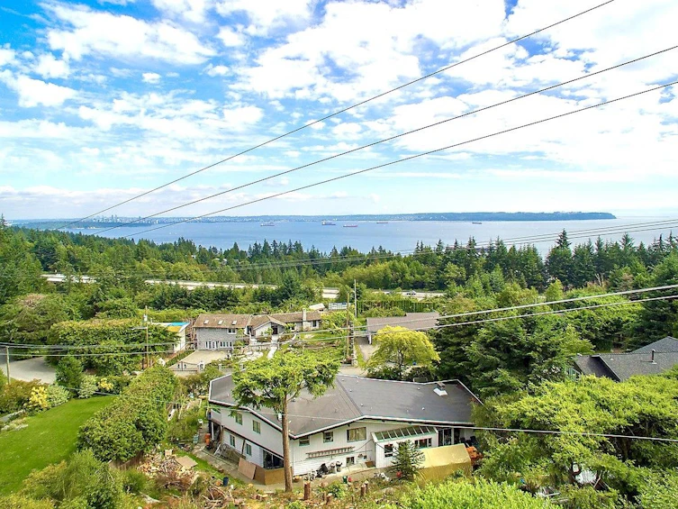 4412 Woodpark Road, West Vancouver, BC, V7S 2W4