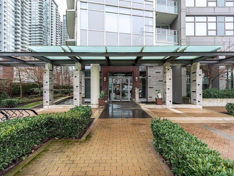 906-4880 Bennett Street, Burnaby, BC, V5H 0C1