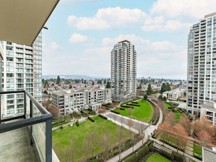 1201-7088 Salisbury Avenue, Burnaby, BC, V5E 0A4