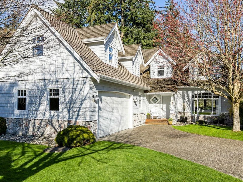 936 165th Street, Surrey BC V4A 9A4