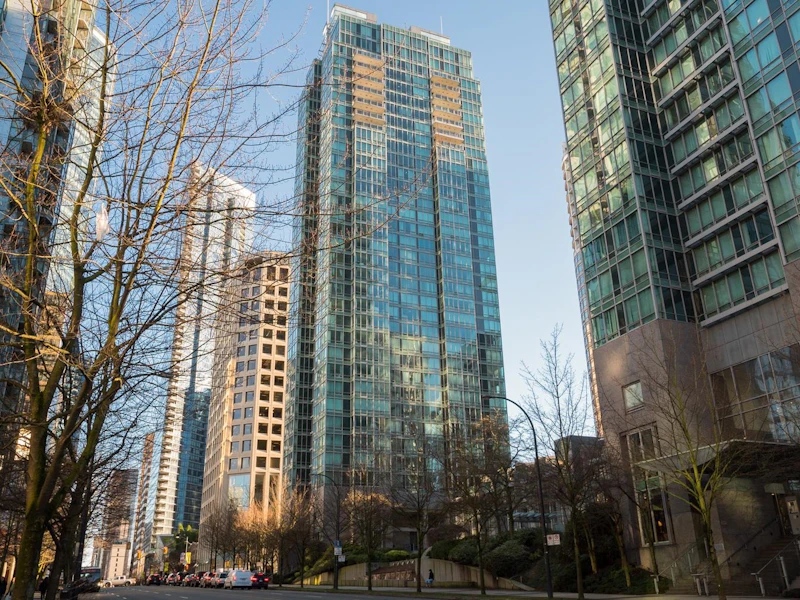 1403 - 1200 W Georgia Street, Vancouver BC V6E 4R2