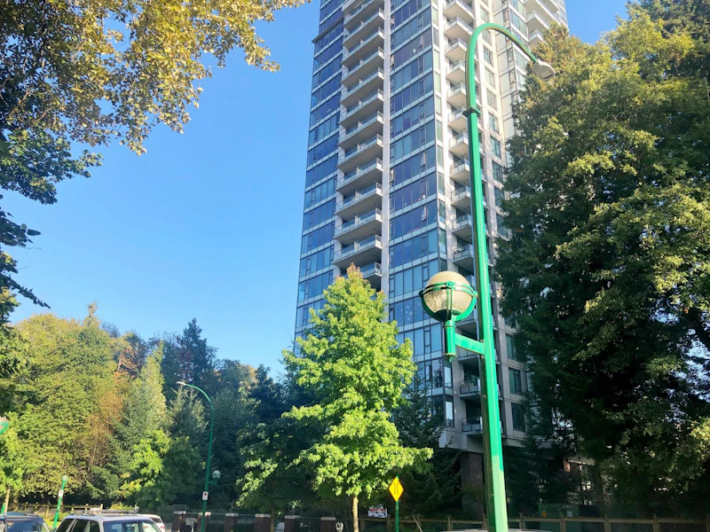 2107 - 7088 18th Avenue, Burnaby BC V3N 0A2