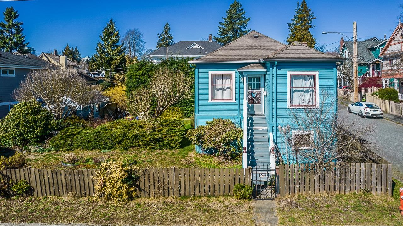 221 Townsend Place, New Westminster, BC, V3L 1L4